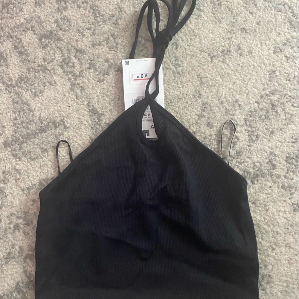 NWT black Zara crop halter top. Medium.